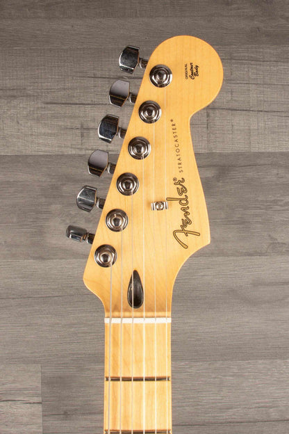 Fender Limited Edition Player Stratocaster® HSS, Maple Fingerboard, British Racing Green
