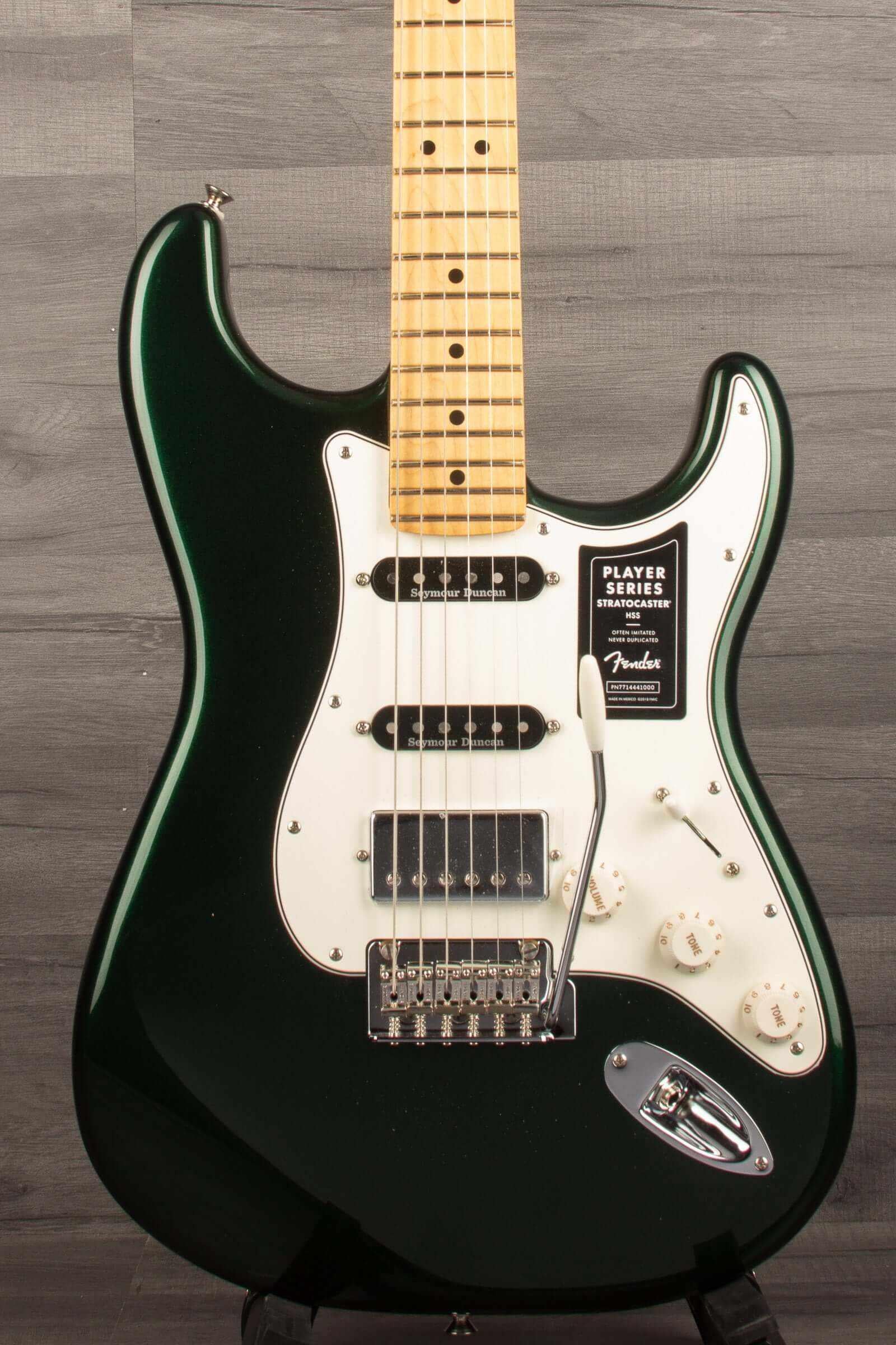 Fender Limited Edition Player Stratocaster® HSS, Maple Fingerboard, British Racing Green
