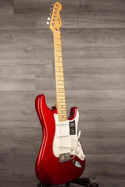 Fender Player Stratocaster - Candy apple Red