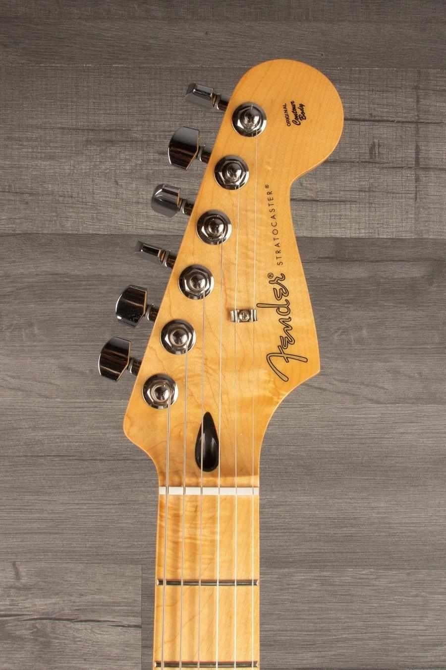 USED Fender Player Series Stratocaster - Polar White - MusicStreet