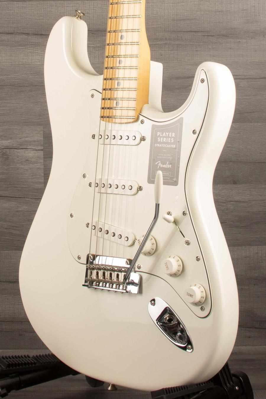 USED Fender Player Series Stratocaster - Polar White - MusicStreet