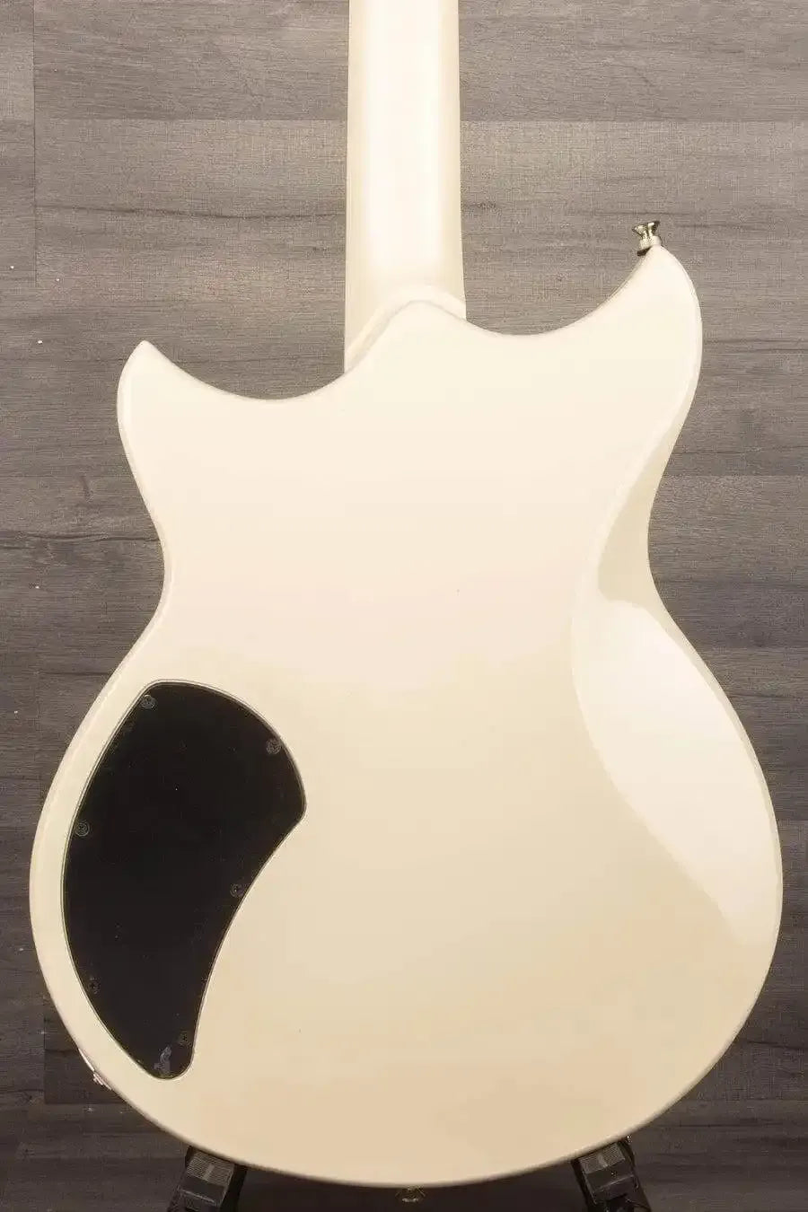 Yamaha RSE20 Revstar Electric Guitar - Vintage White