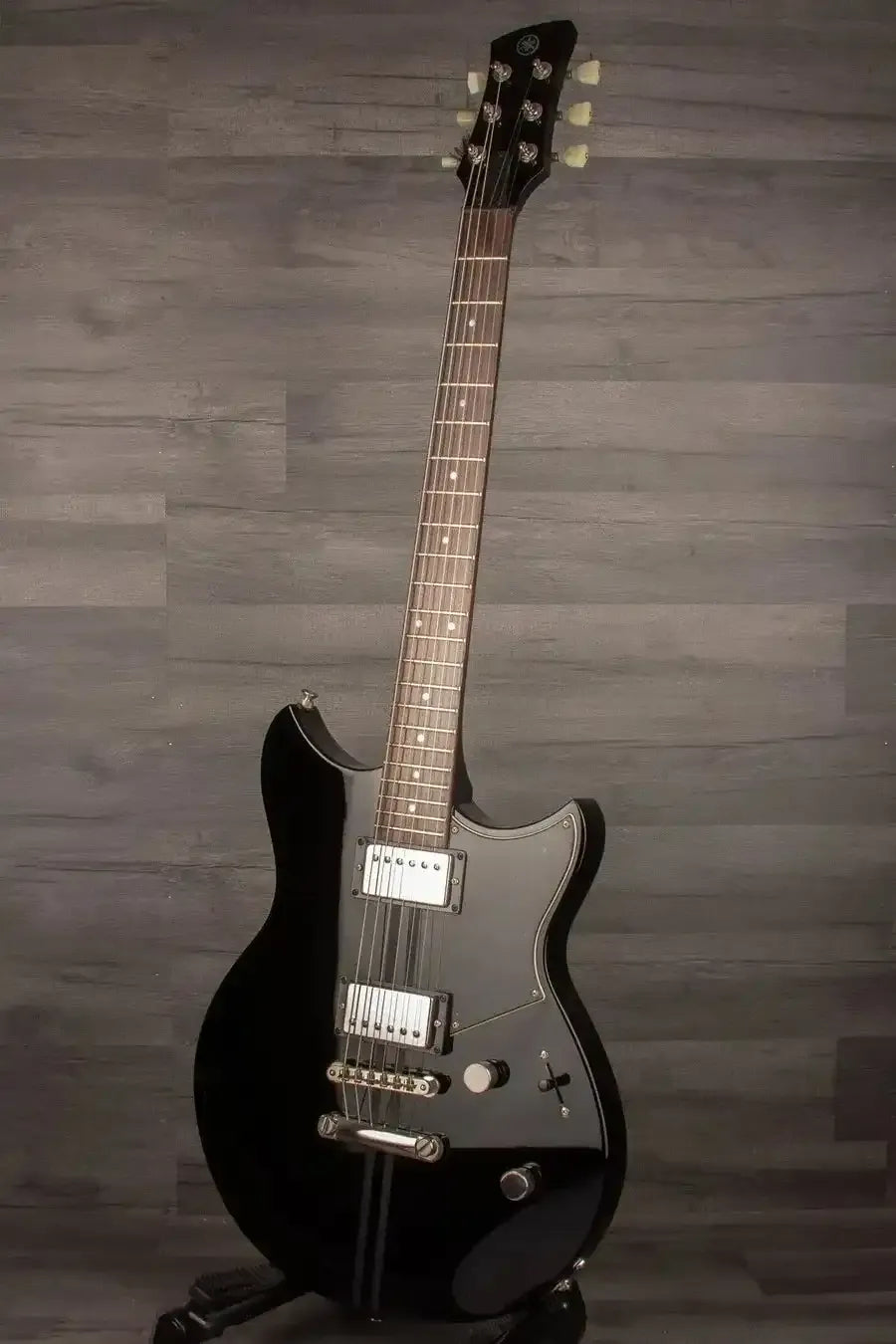 Yamaha RSE20 Revstar Electric Guitar - Black