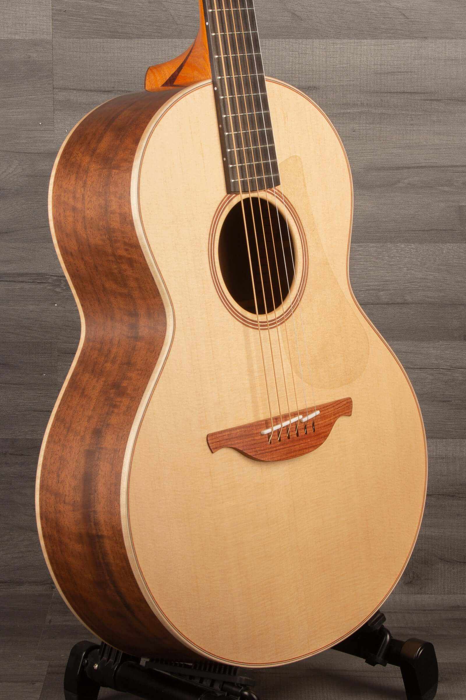 The Lowden S-21 Acoustic Guitar - Sitka Spruce/Walnut