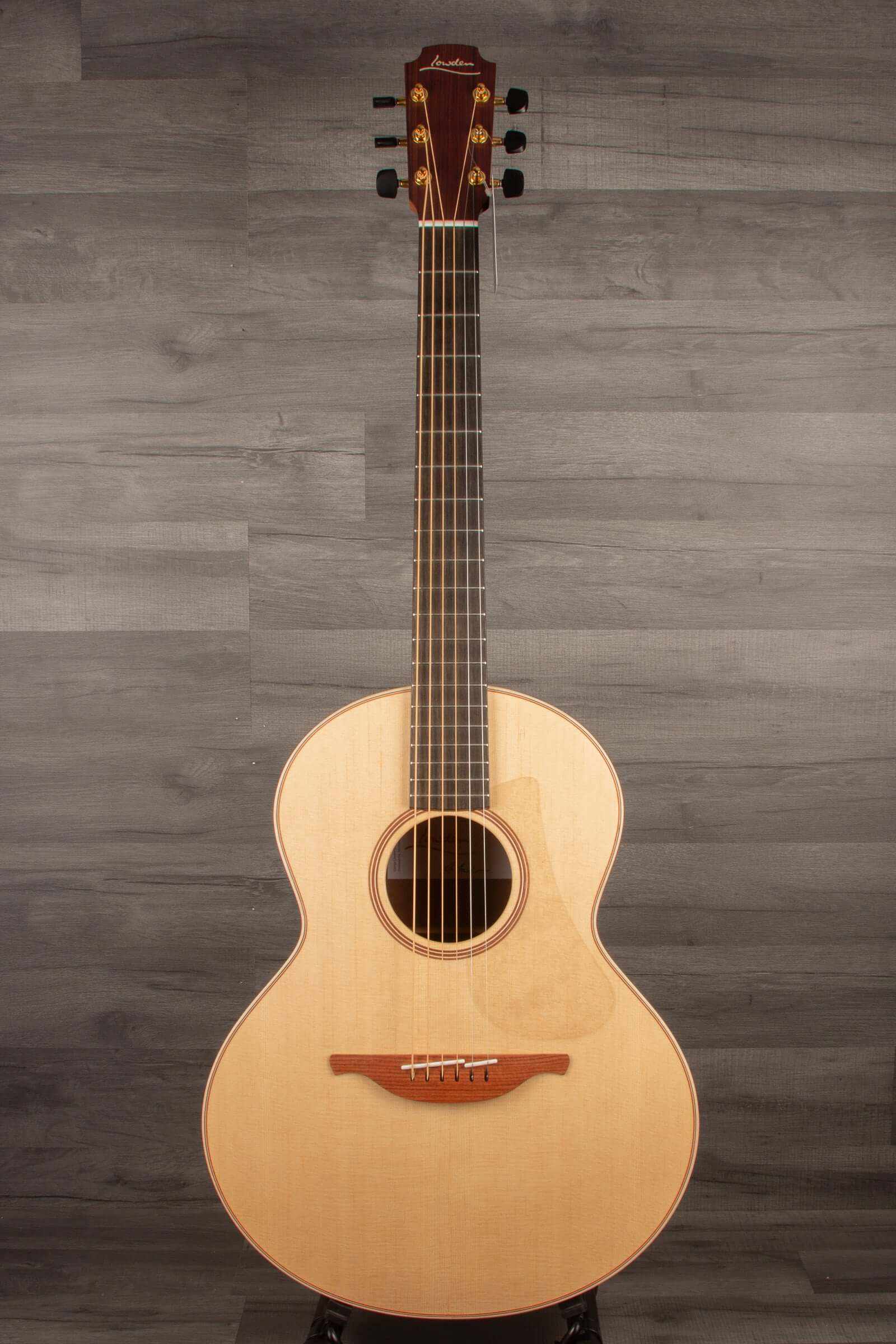 The Lowden S-21 Acoustic Guitar - Sitka Spruce/Walnut