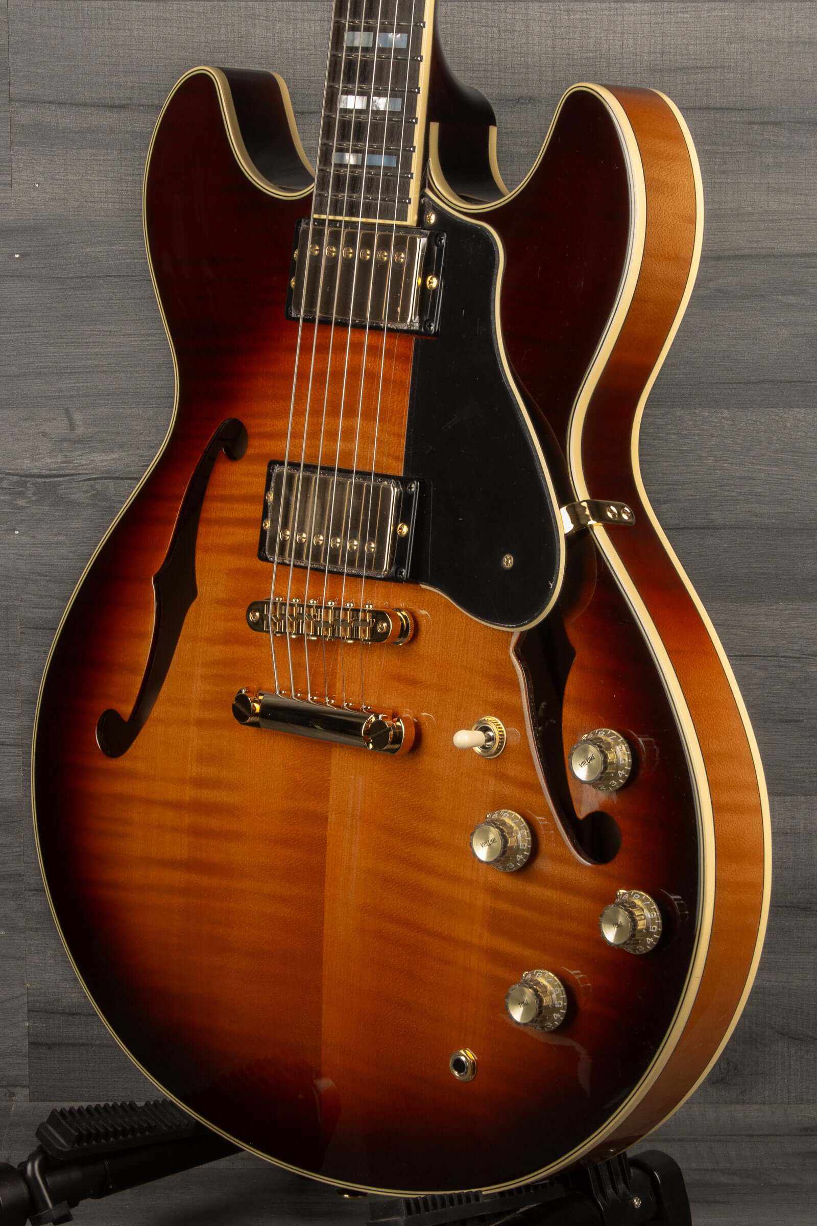 Yamaha SA2200 Semi Hollow Electric Guitar - Brown Sunburst