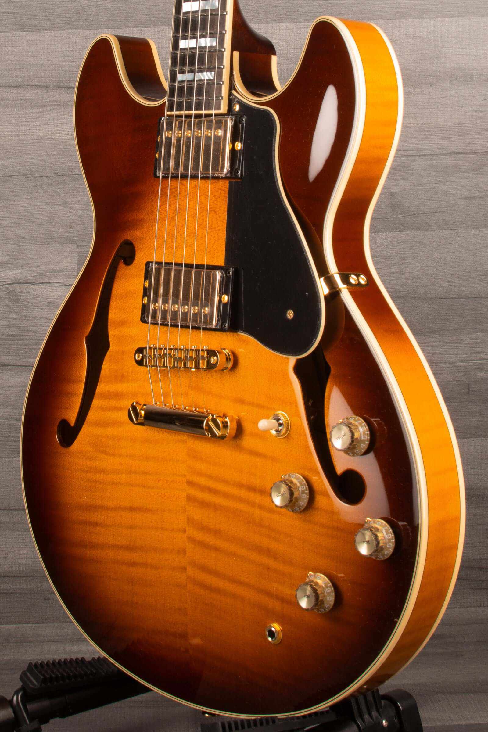 Yamaha SA2200 Semi Hollow Electric Guitar - Violin Sunburst