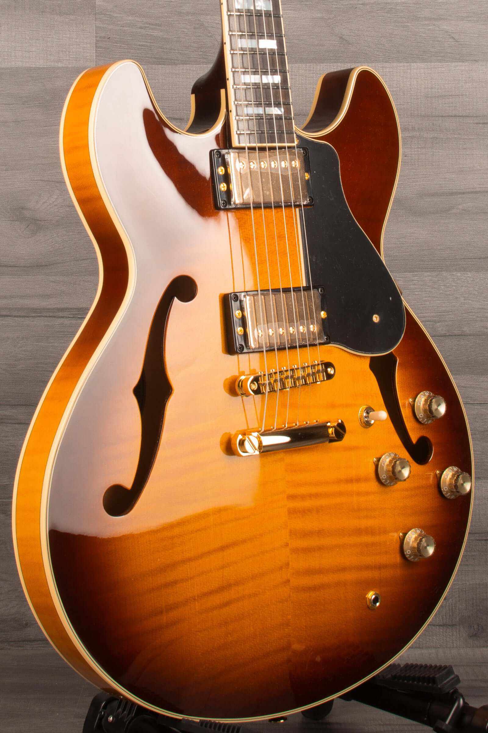Yamaha SA2200 Semi Hollow Electric Guitar - Violin Sunburst