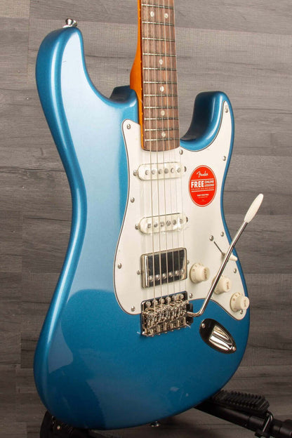 Squier FSR Classic Vibe 60s Stratocaster HSS LRL Parchment PG Lake Placid Blue