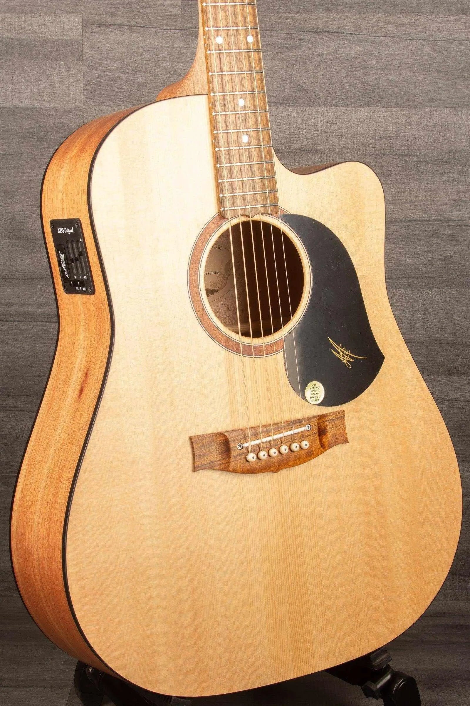 Maton SRS60C - Acoustic Guitar
