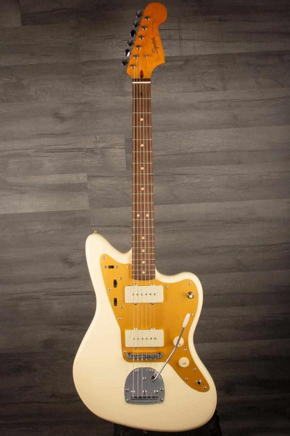 Squier J Mascis Jazzmaster®, Laurel Fingerboard, Gold Anodized Pickguard, Vintage White