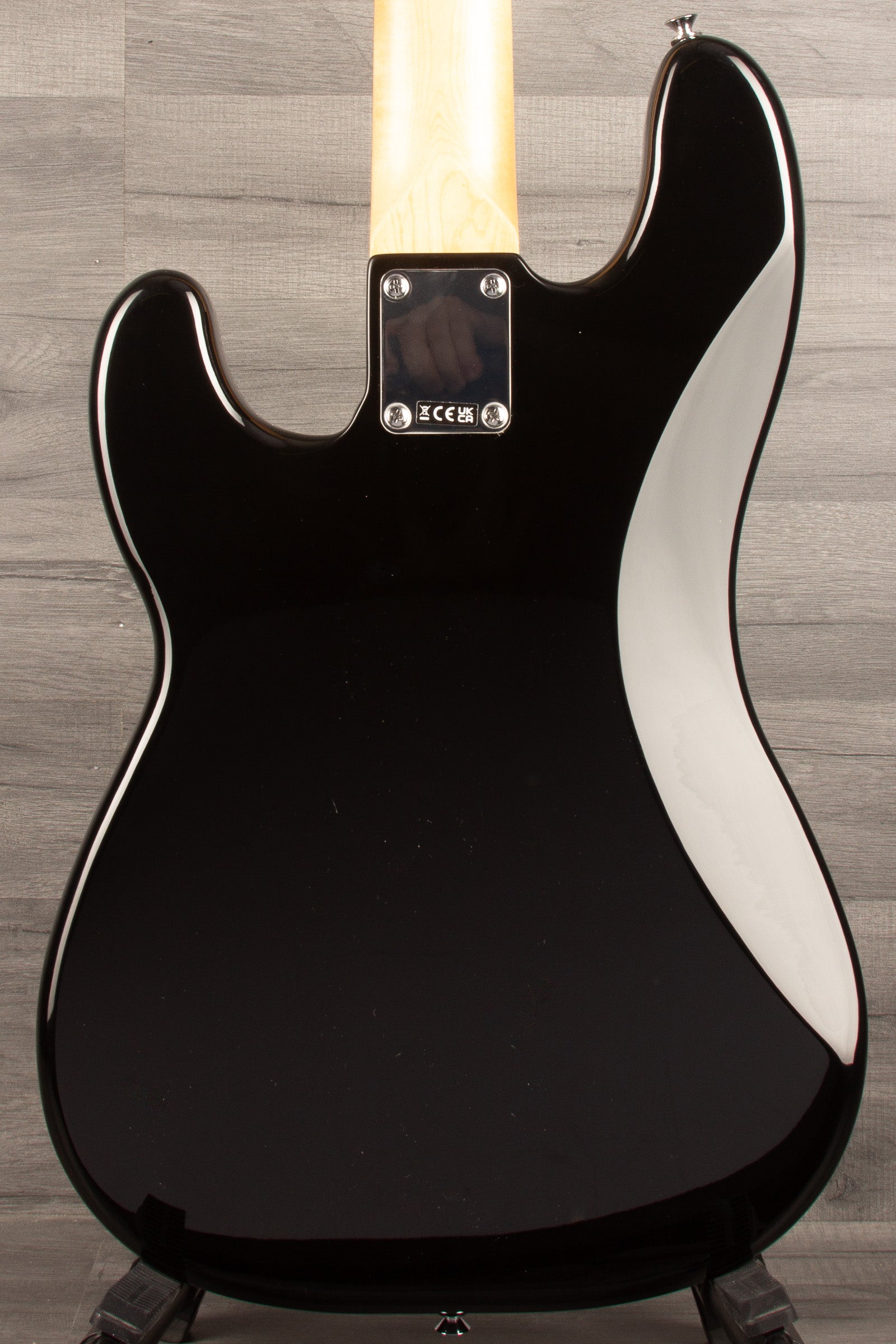 Fender Standard P Bass, Black - MusicStreet