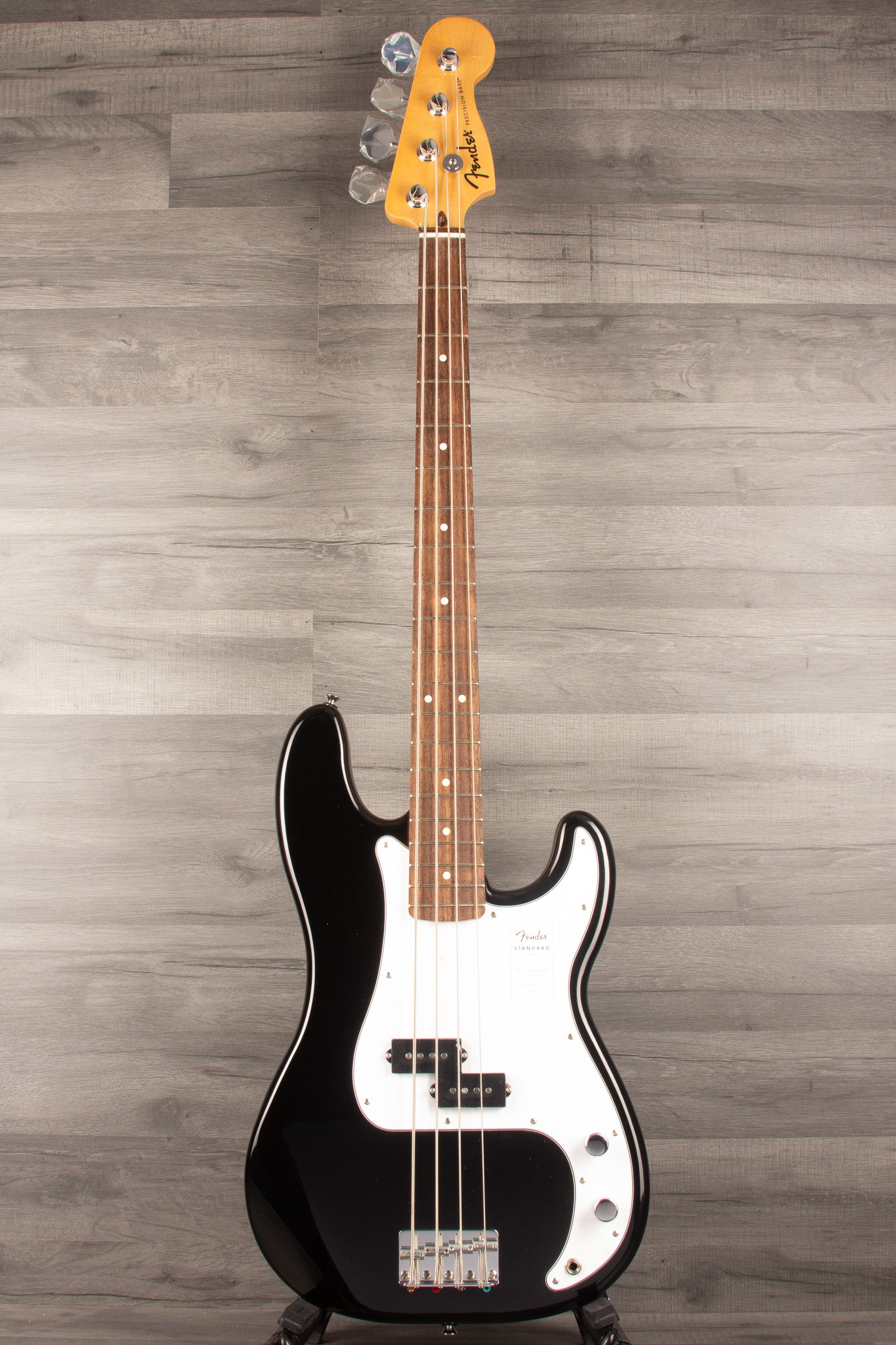 Fender Standard P Bass, Black - MusicStreet