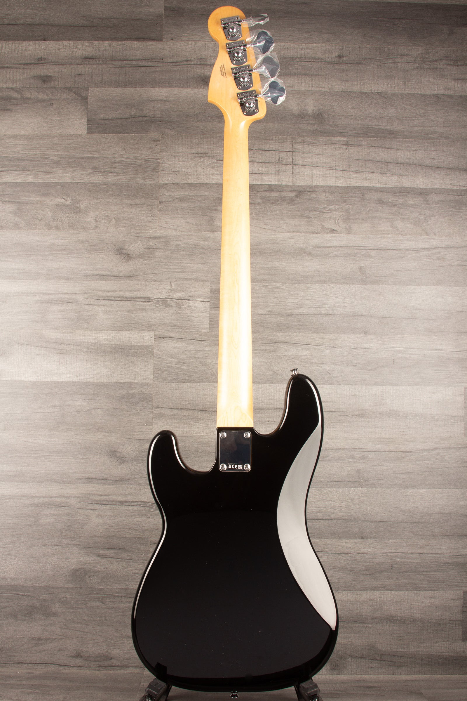 Fender Standard P Bass, Black - MusicStreet
