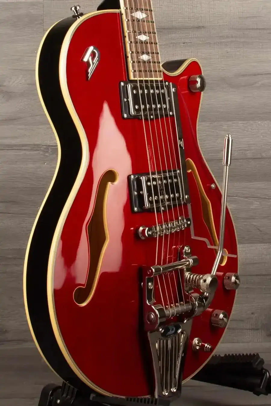 Duesenberg Starplayer TV Deluxe Electric Guitar - Crimson Red - MusicStreet
