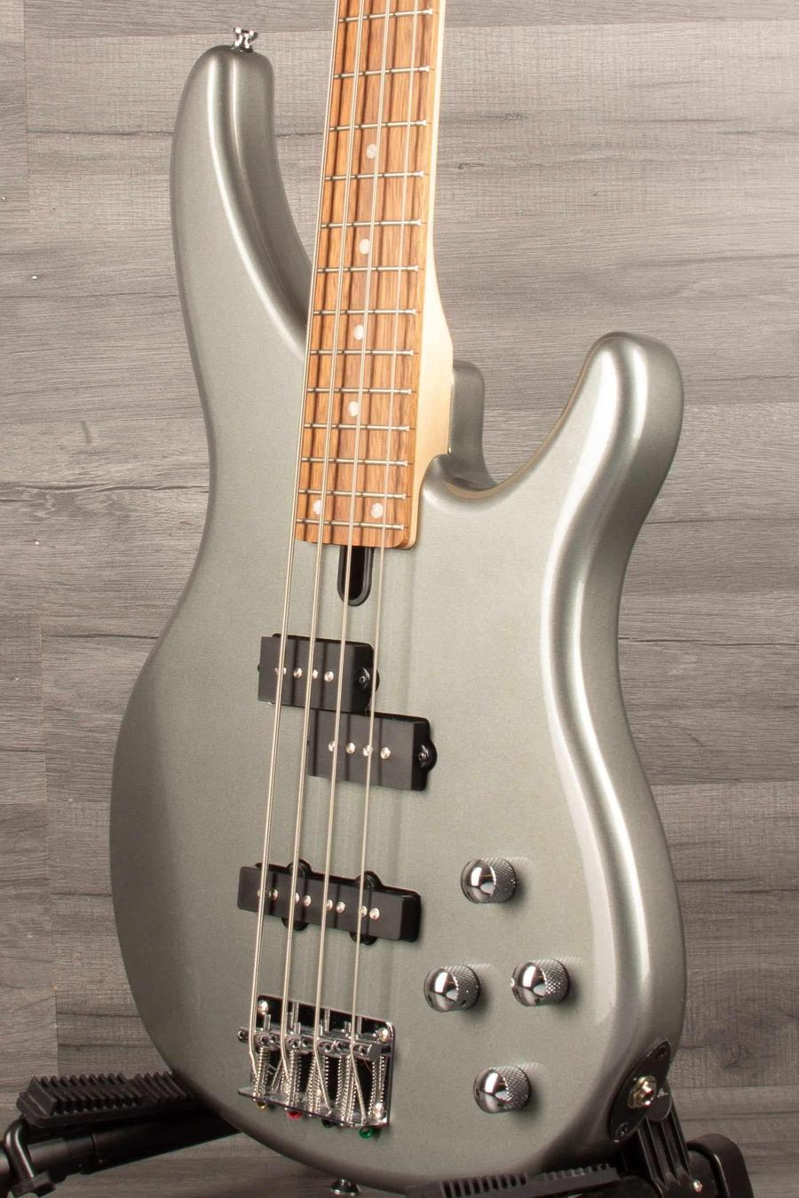 Yamaha TRBX204 Bass, Grey Metallic - MusicStreet