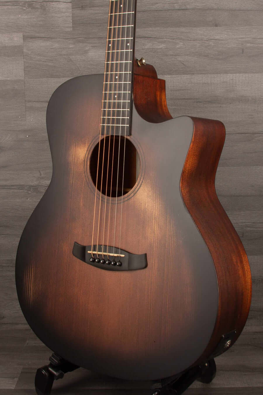 Tanglewood - TW-OT-4VCE - Auld Trinity Venetian Cut