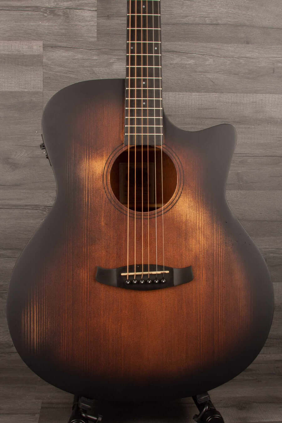 Tanglewood - TW-OT-4VCE - Auld Trinity Venetian Cut