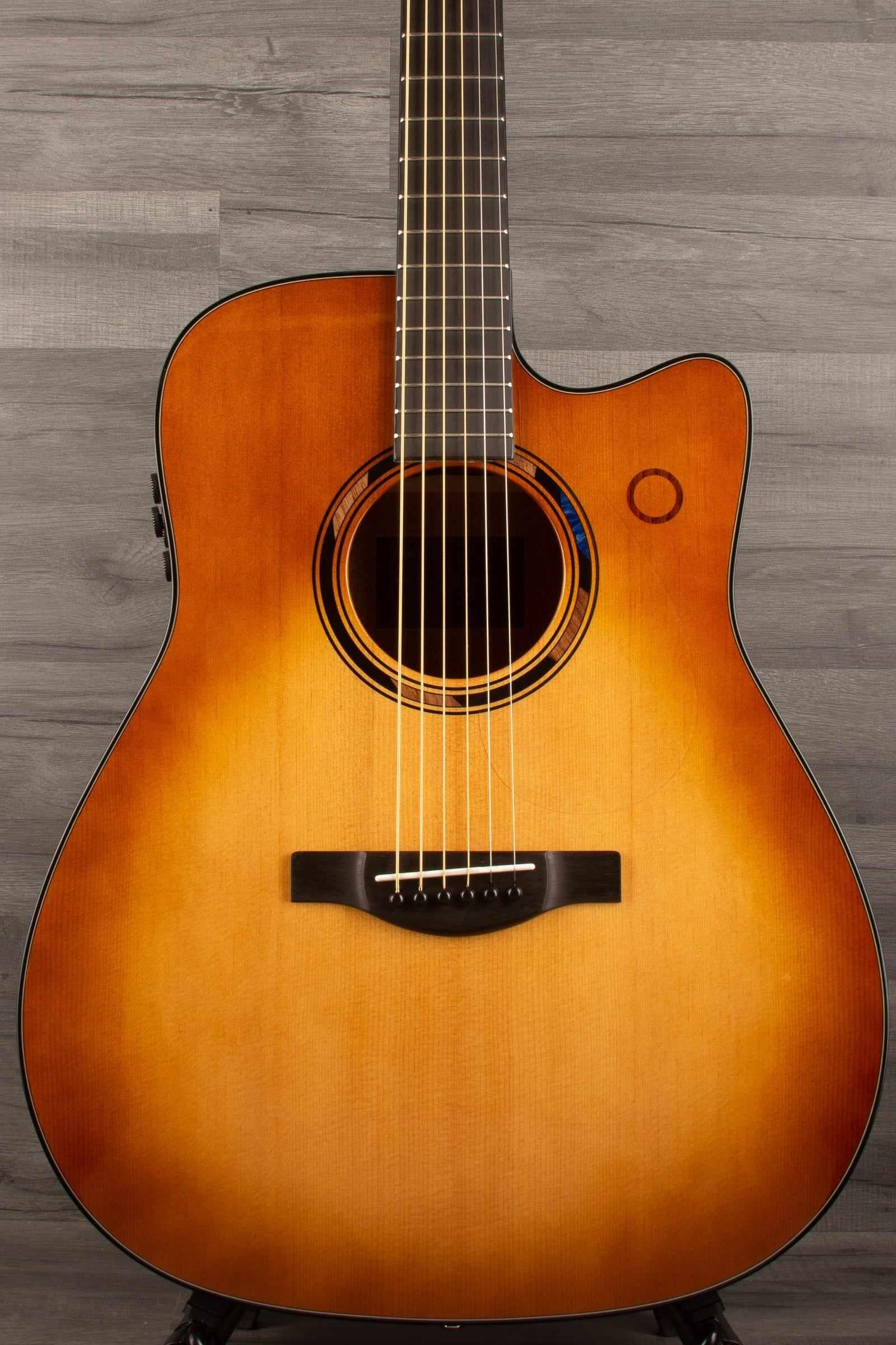 Yamaha TAG3C TransAcoustic Guitar - Sandburst