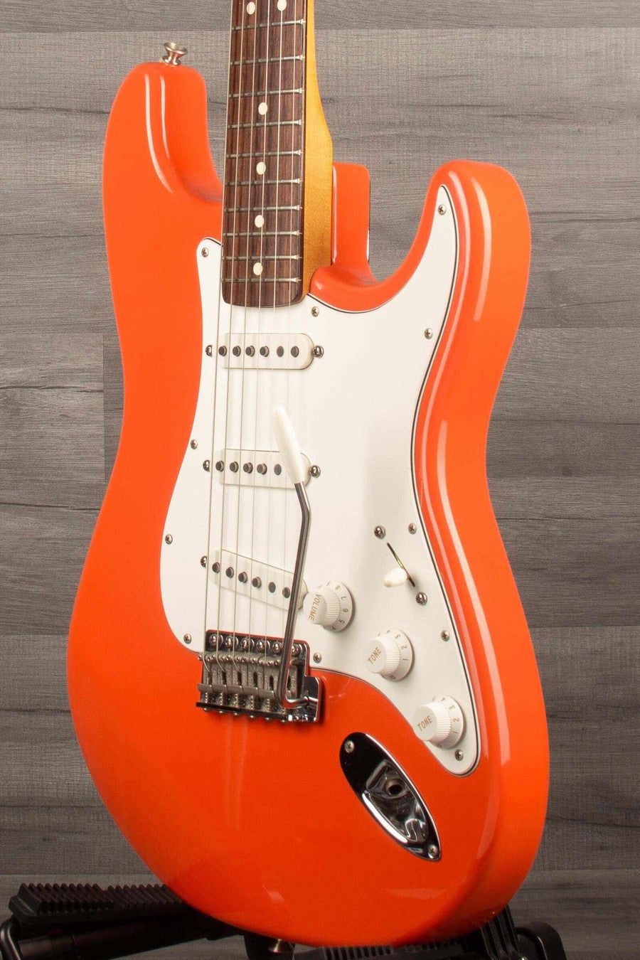 USED - Fender California series Fiesta red stratocaster 1997