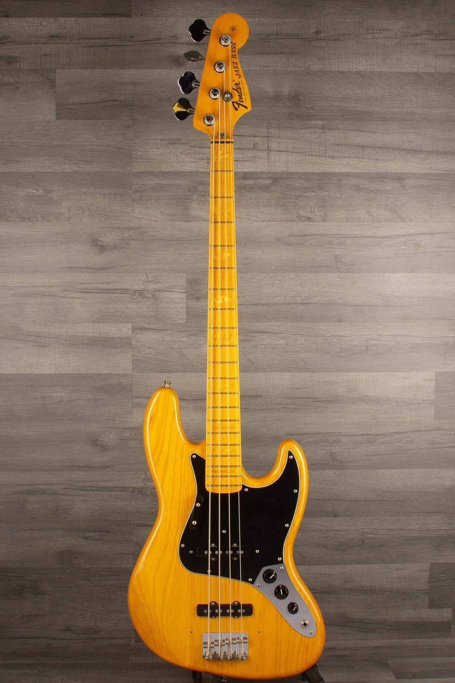 USED-  Fender American Vintage Series '75 Jazz bass - aged natural