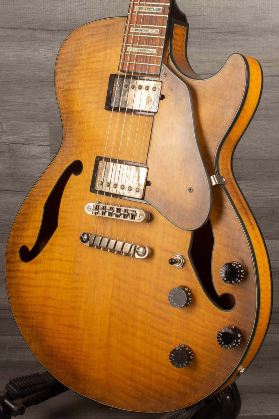 USED - Ibanez AGS83B