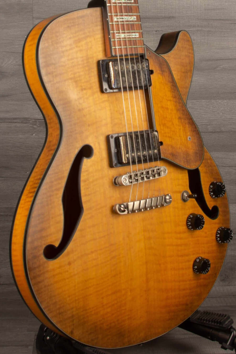 USED - Ibanez AGS83B
