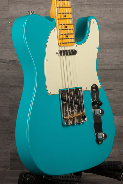USED - Fender American Professional II Telecaster - Miami Blue, maple neck