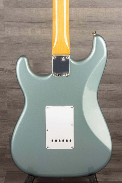 USED - Fender Vintera '60s Stratocaster Ice Blue Metallic