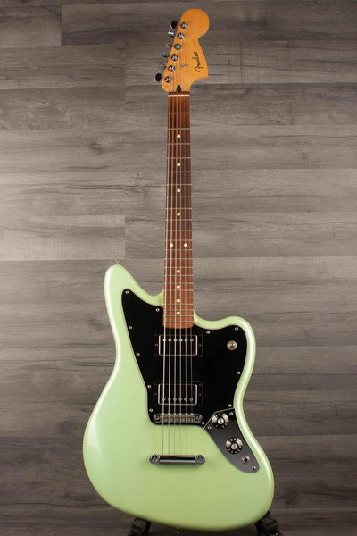 USED - Fender Jaguar  Limited edition Surf pearl