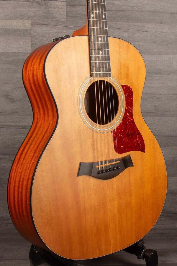 USED - Taylor 114e - MusicStreet