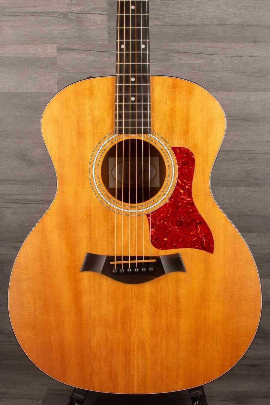 USED - Taylor 114e