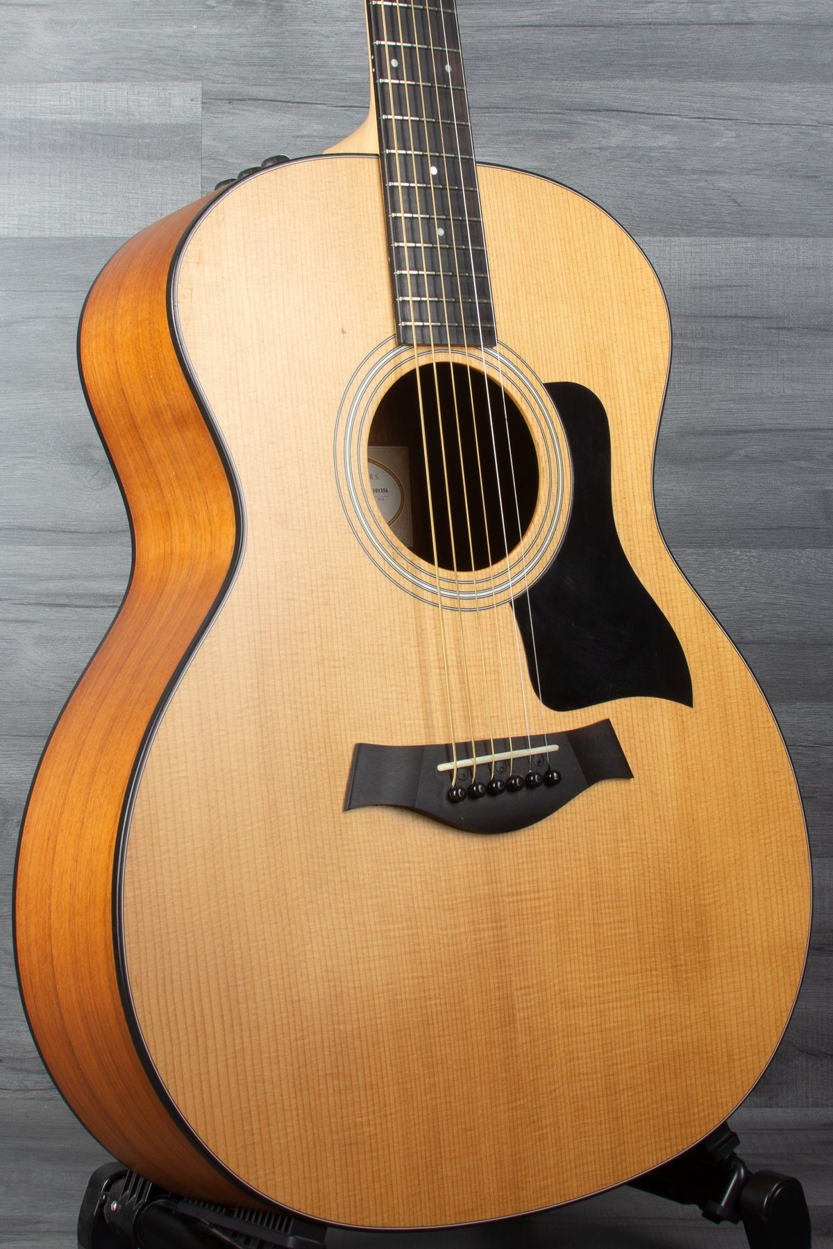 USED - Taylor 114e