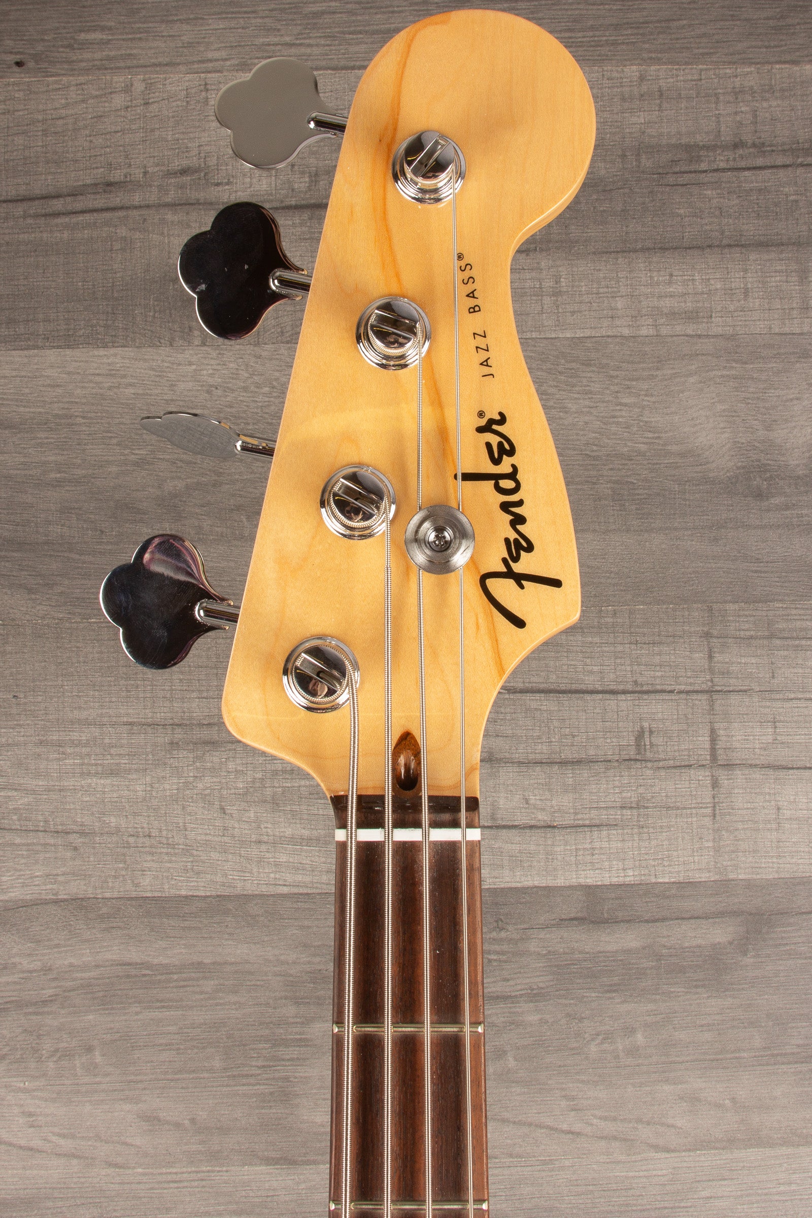 Fender Standard Jazz Bass , Olympic white - MusicStreet