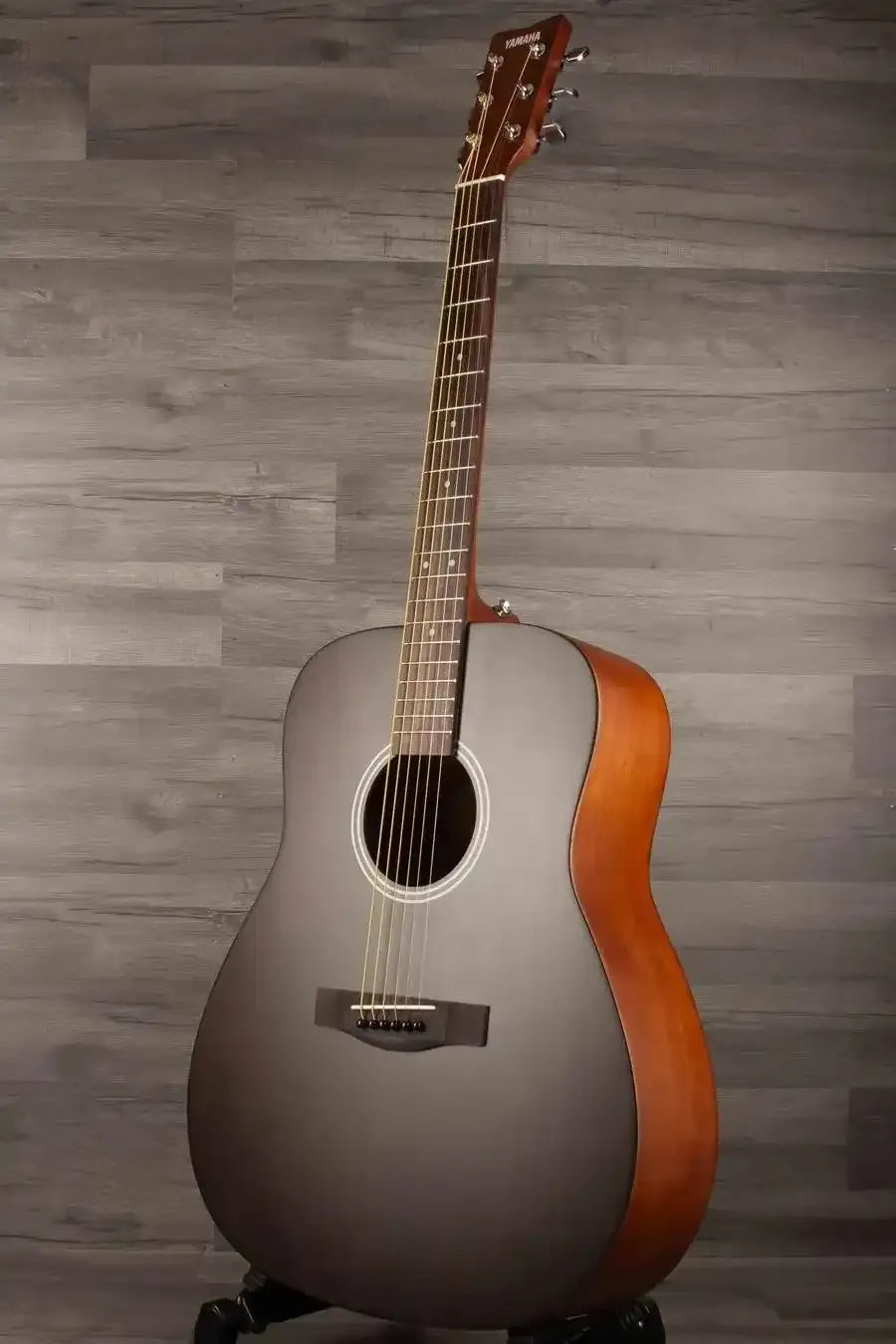 Yamaha F400 Black Satin - MusicStreet