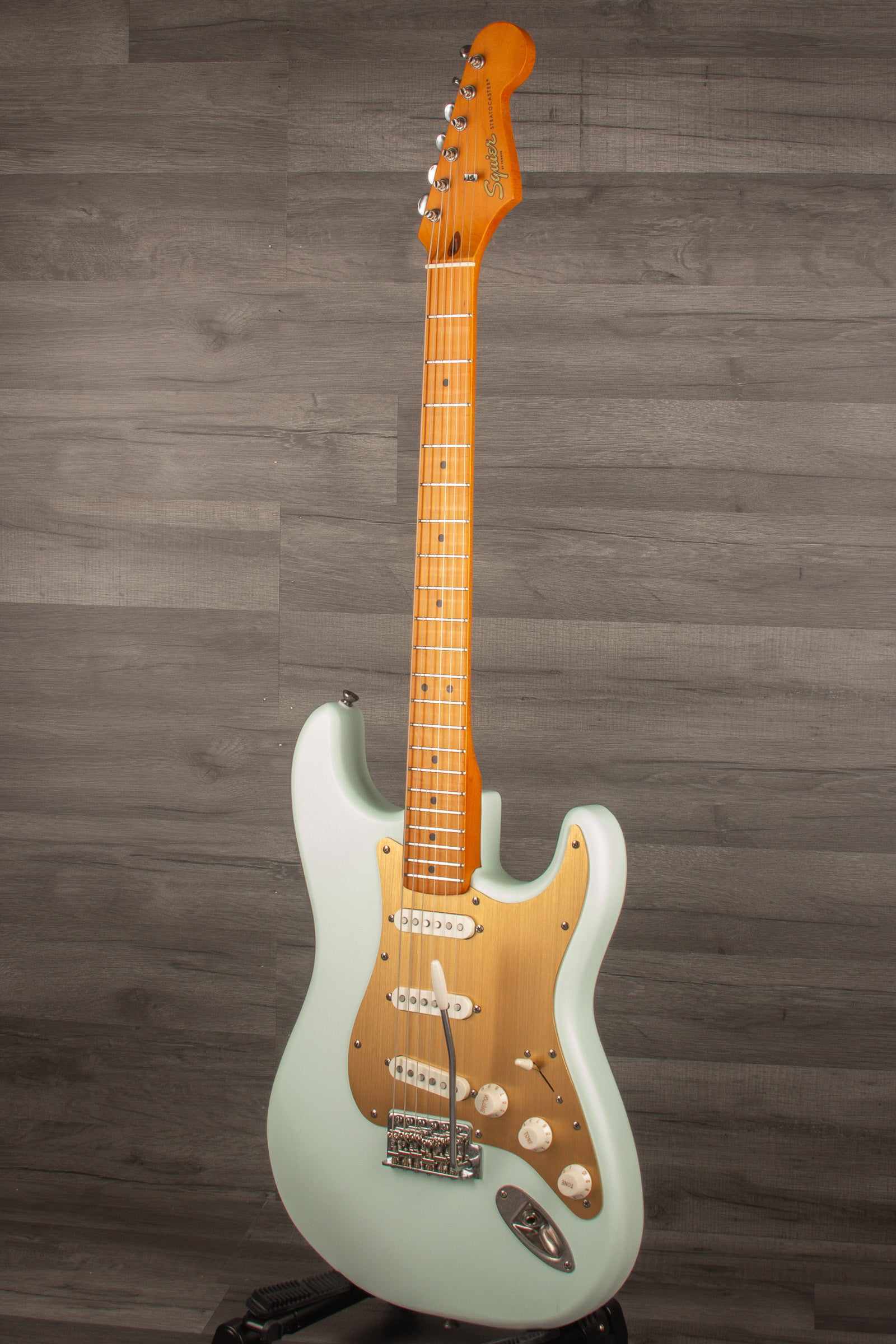 USED - Squier 40th Anniversary Strat Satin Sonic Blue + highwood saddles (inc gig bag)