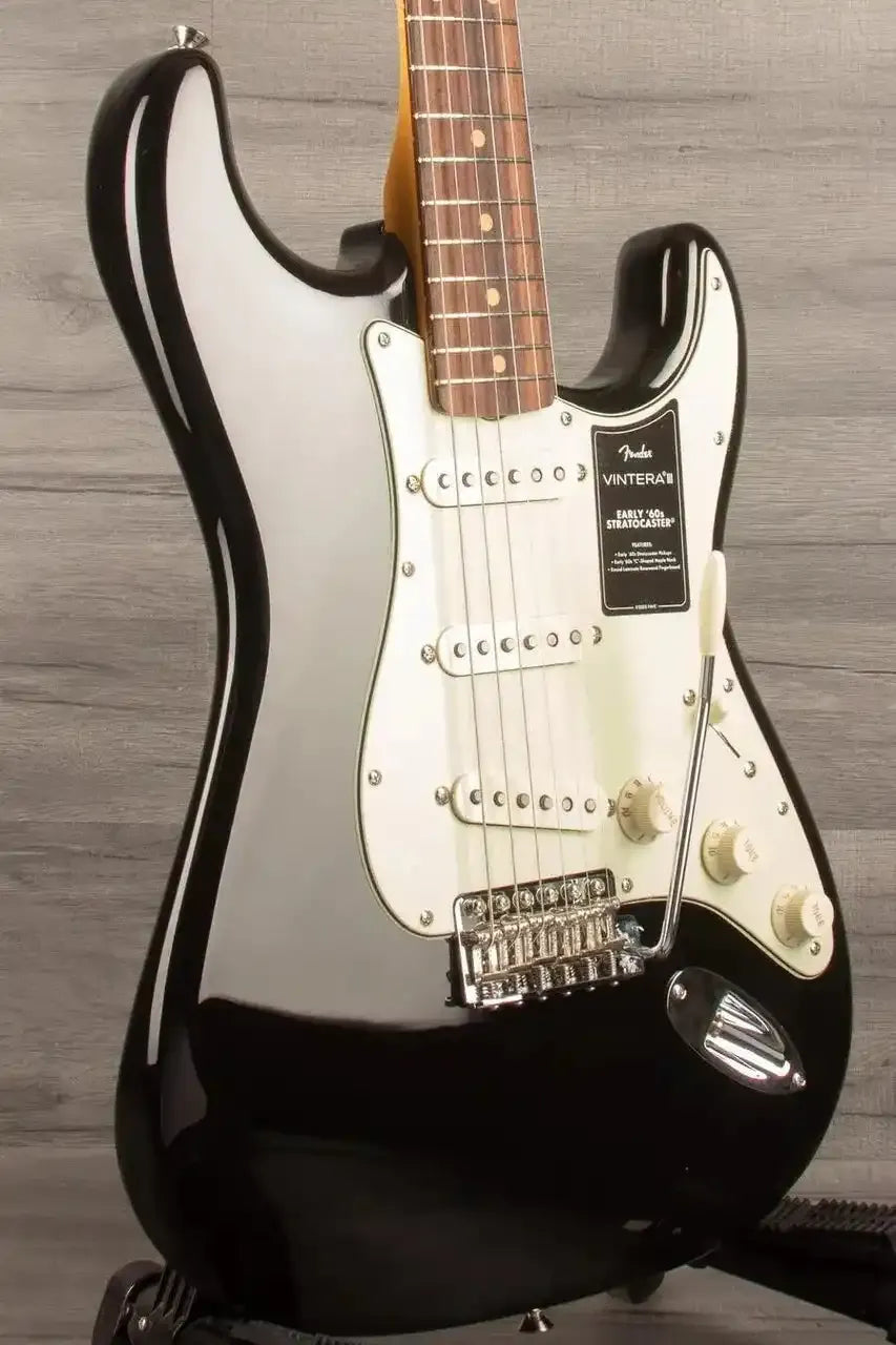 Fender Vintera® III Early '60s Stratocaster®, Rosewood Fingerboard, Black - MusicStreet