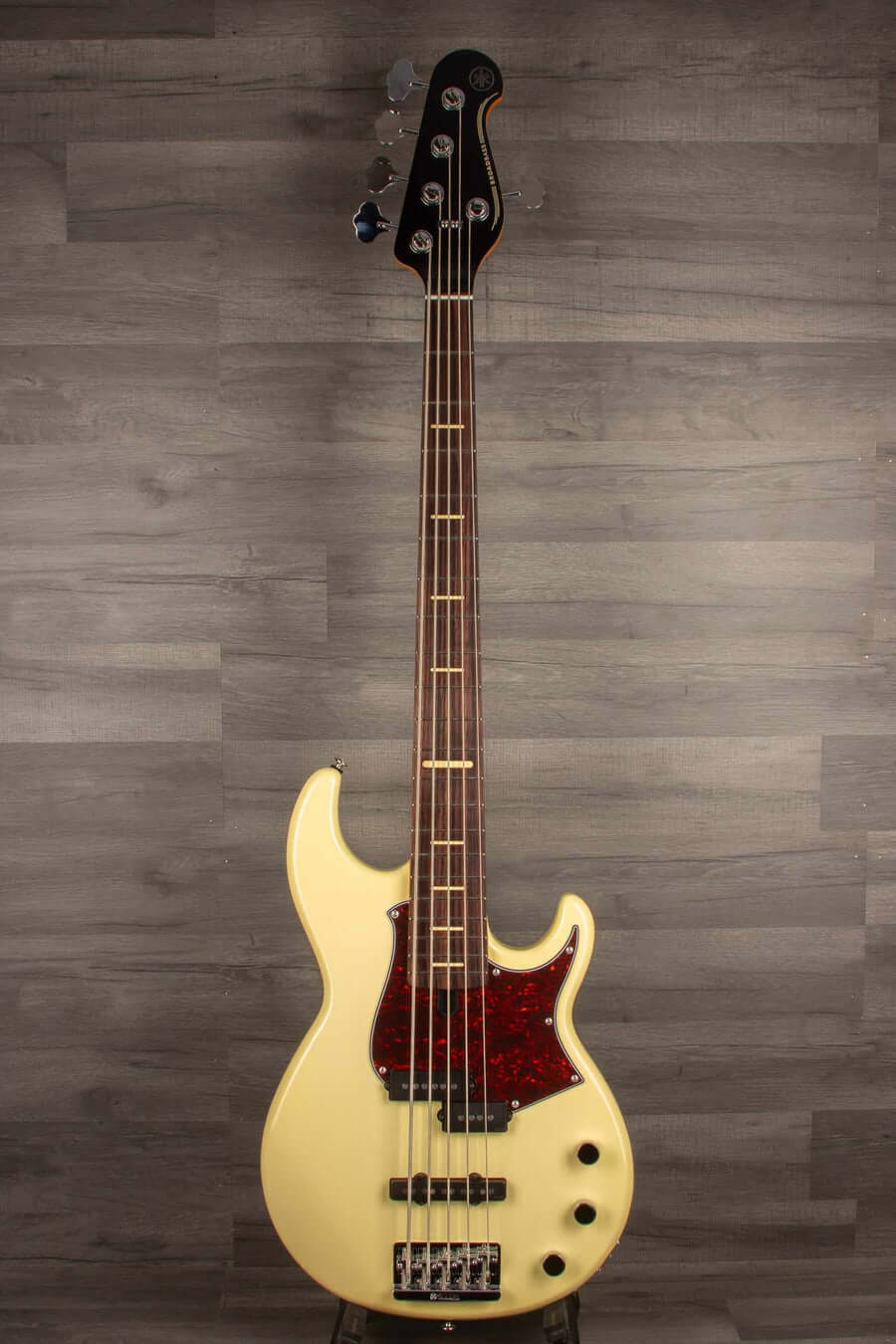 Yamaha BB P35 Pro Series 5-String Bass Guitar In Vintage White