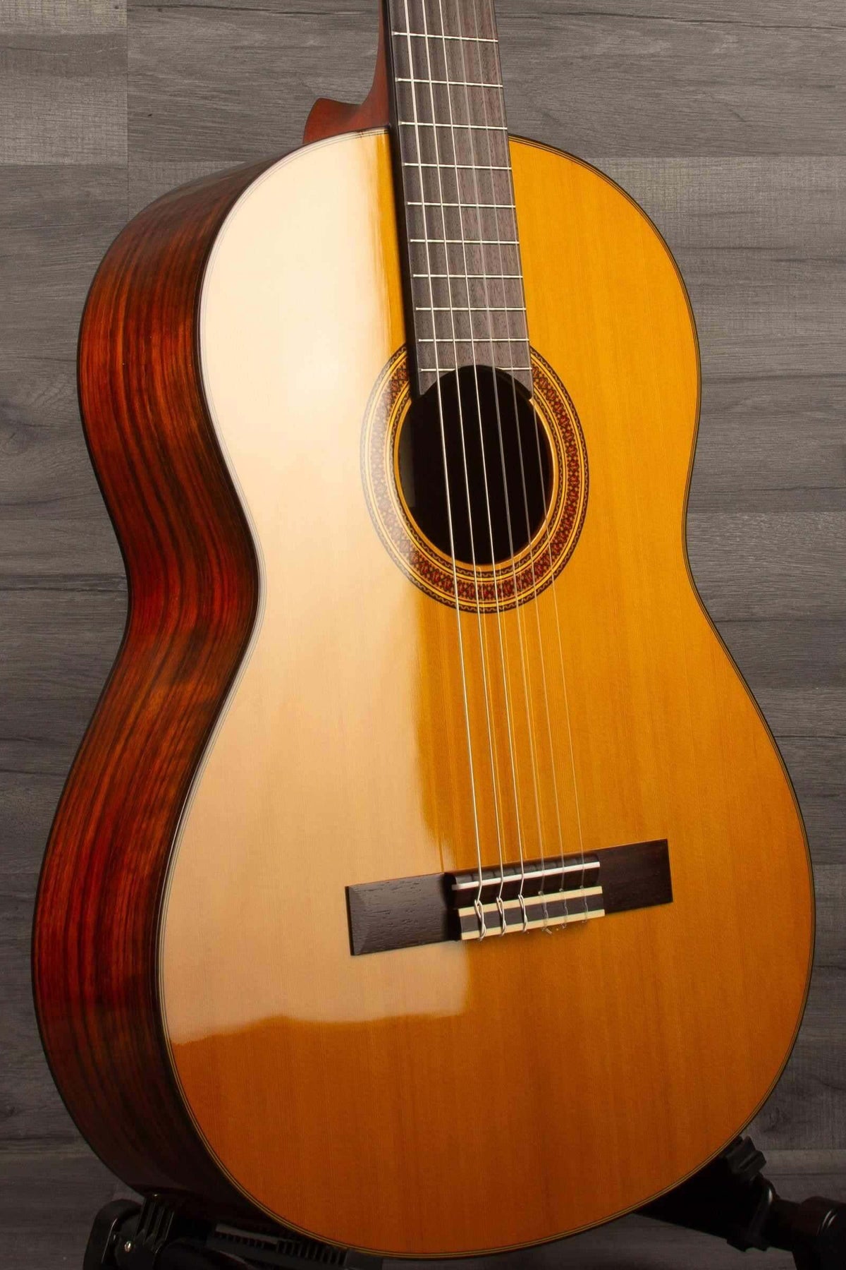 Yamaha CG162C Classical Guitar - MusicStreet