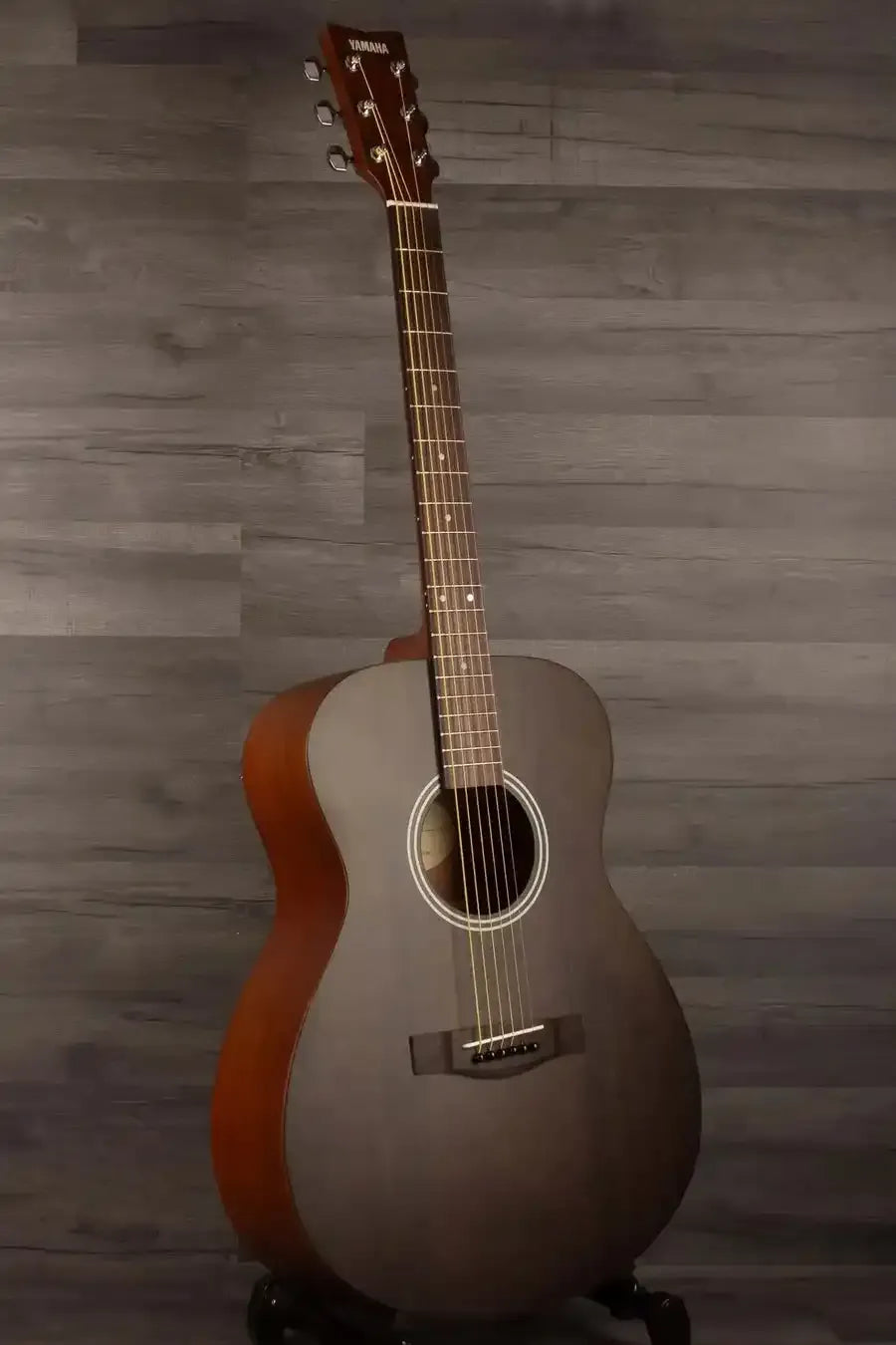 Yamaha FS400 Smokey Black - MusicStreet