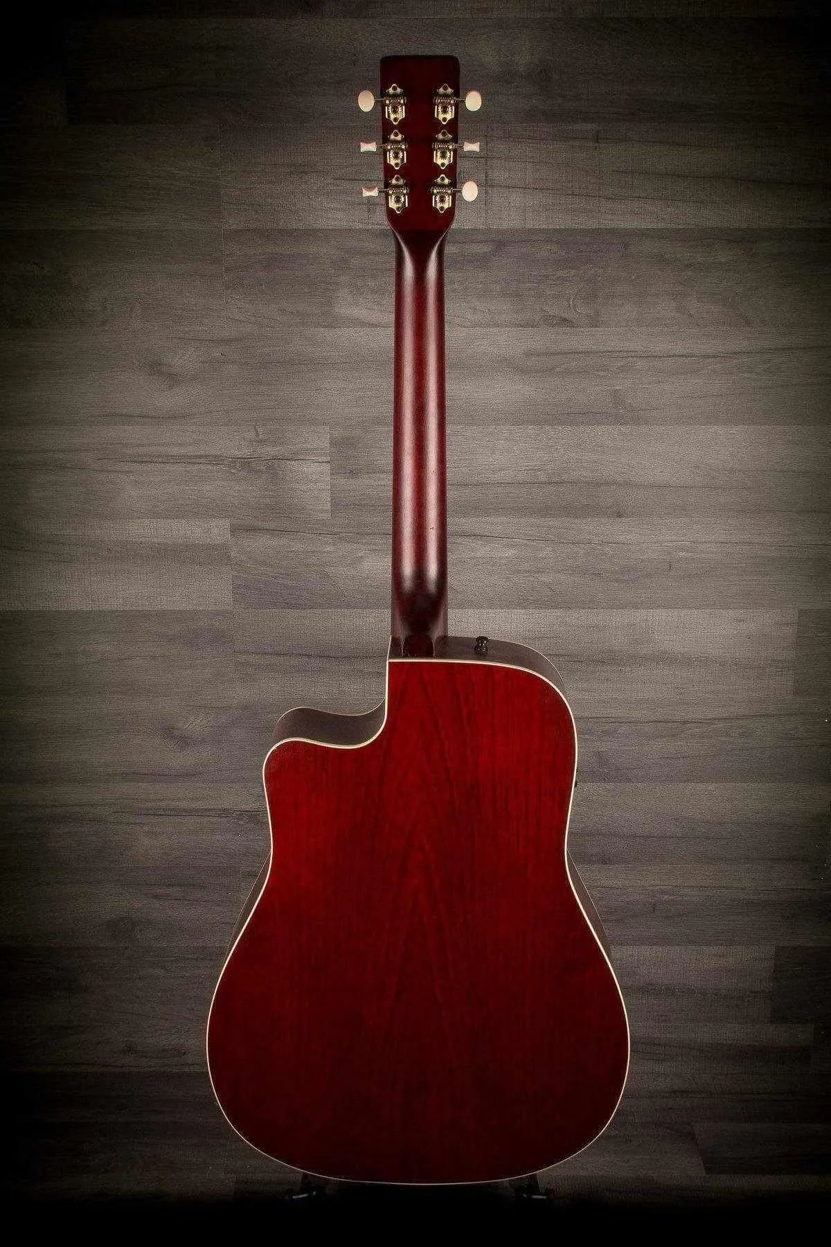 Art & Lutherie Americana Tennessee Red CW QIT