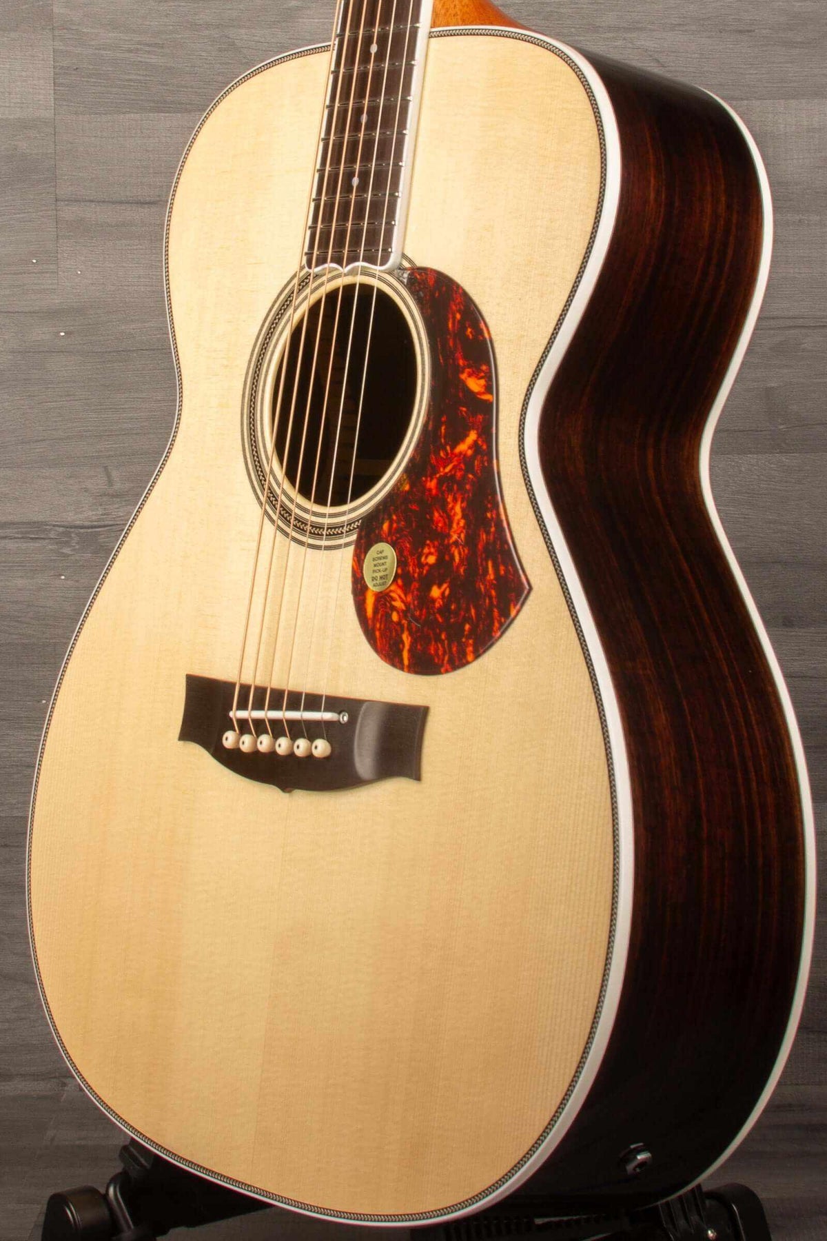 Maton Masterbuilt Classic - MusicStreet