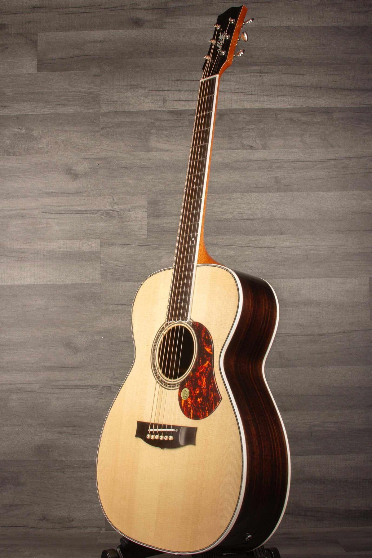 Maton Masterbuilt Classic - MusicStreet