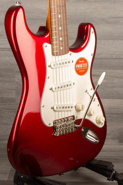 Squier Classic Vibe '60s Stratocaster Electric Guitar - Candy Apple Red
