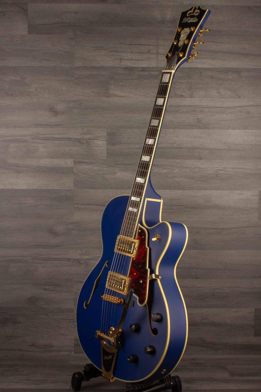 Used - D'Angelico Deluxe 175 Matte Royal Blue - MusicStreet