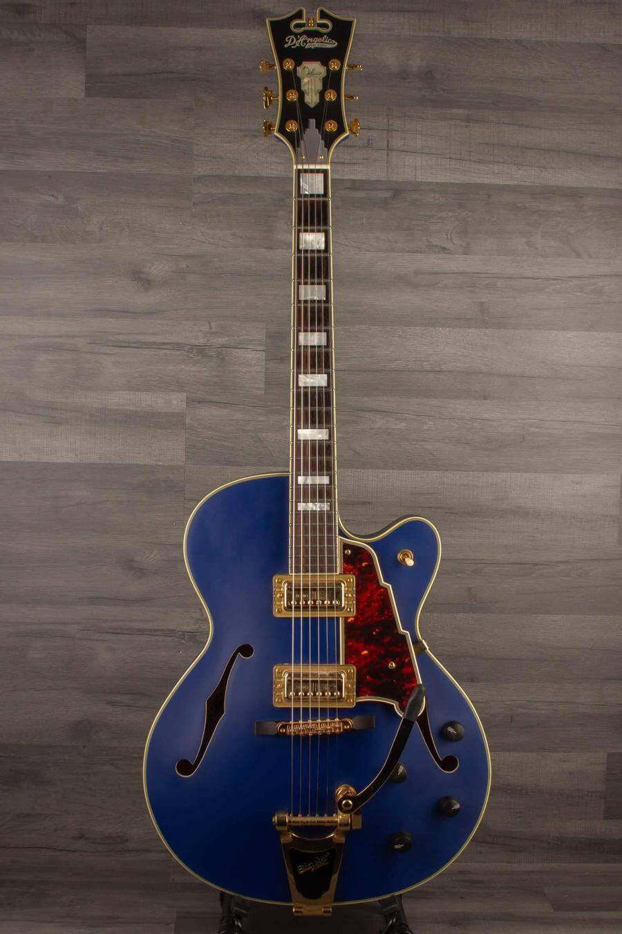 Used - D'Angelico Deluxe 175 Matte Royal Blue - MusicStreet