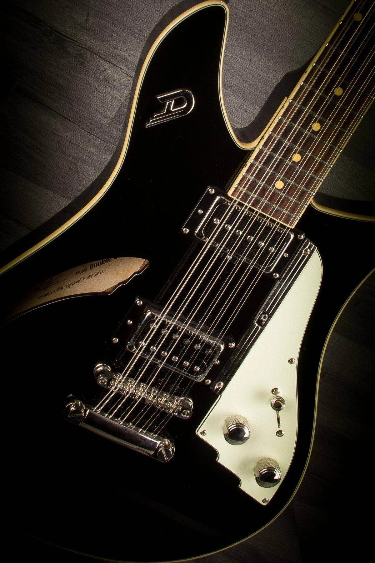 Duesenberg Doublecat 12 String Black inc Hard case