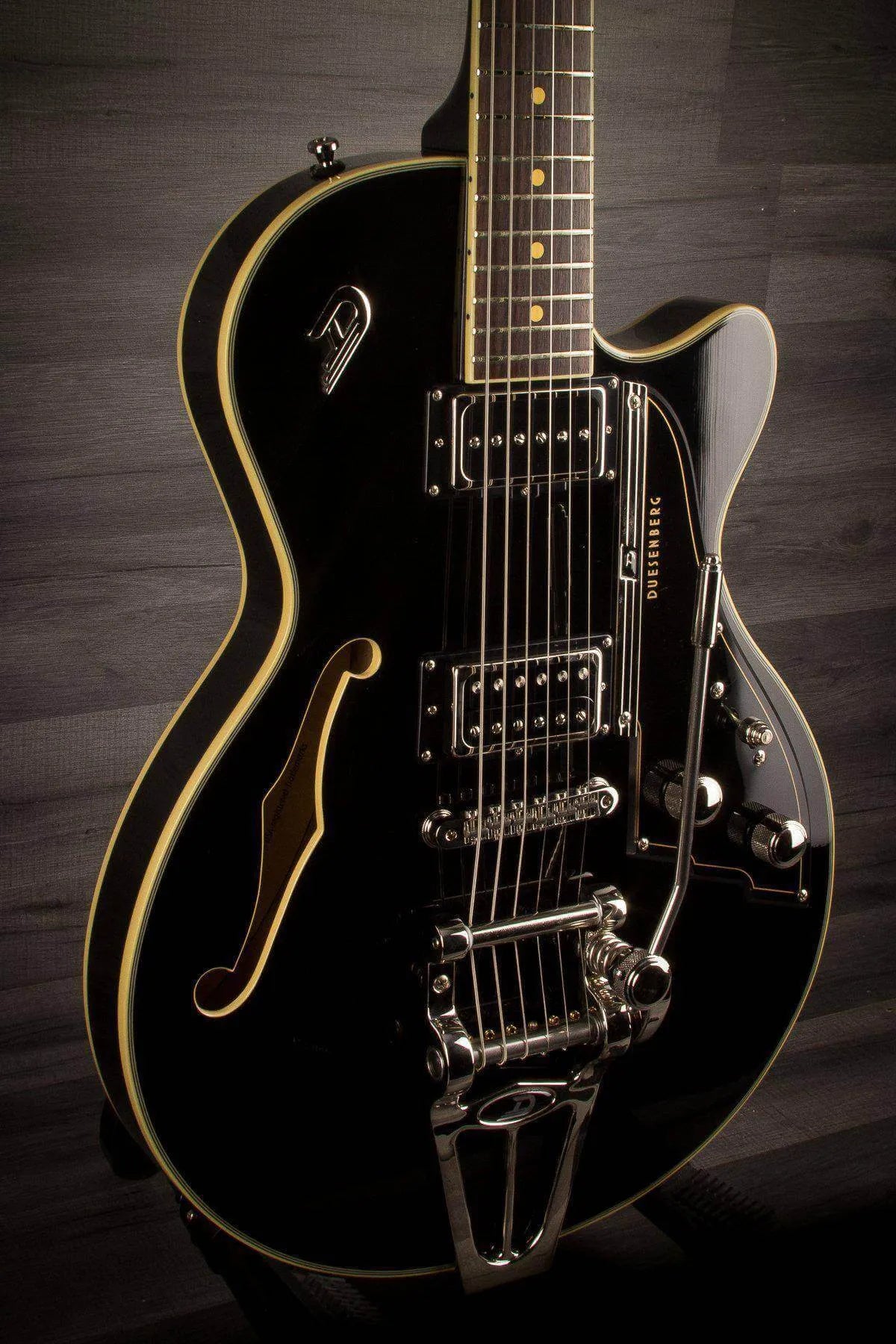 Duesenberg Starplayer III Electric Guitar - Black (With Hard Case)