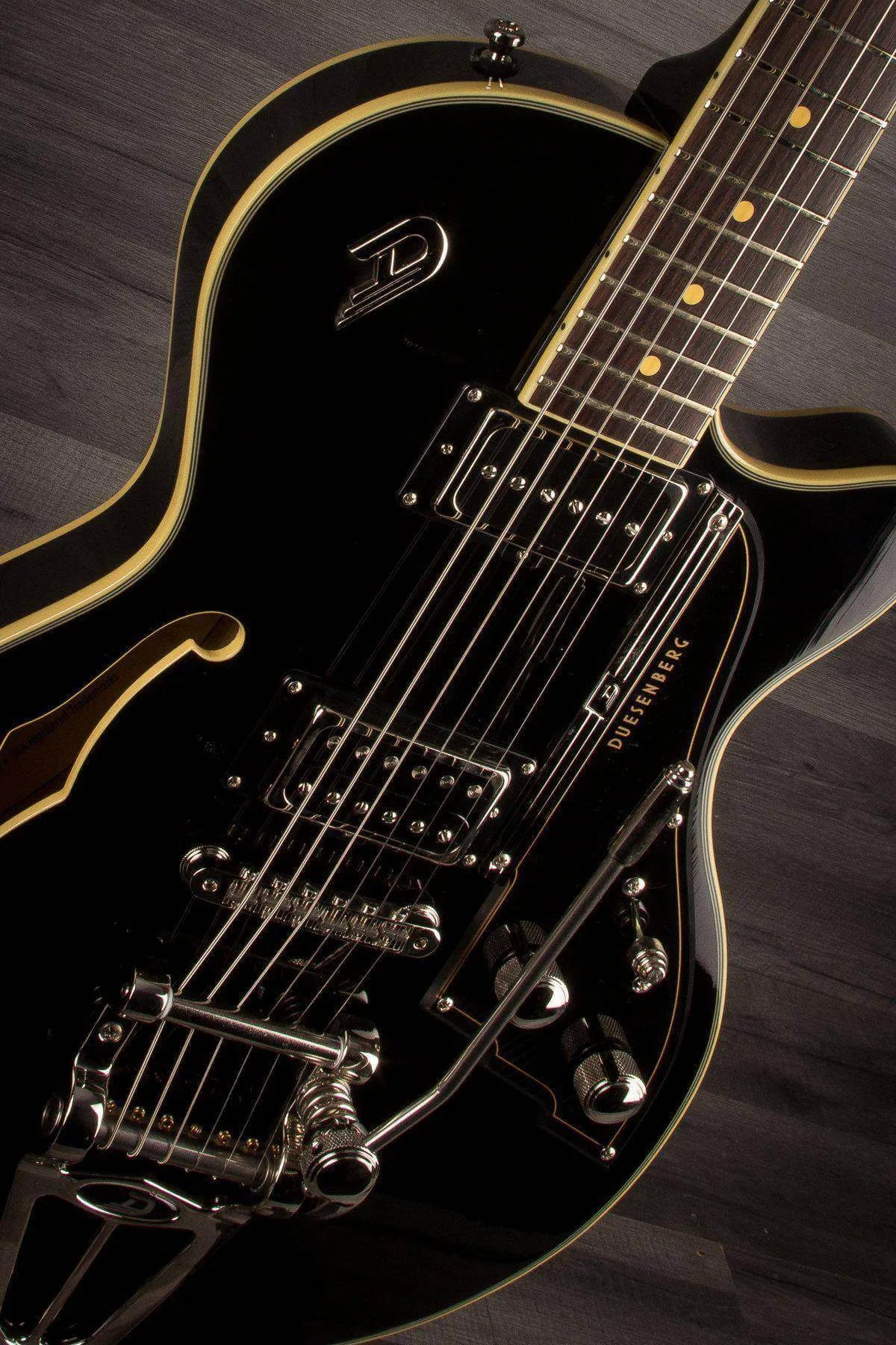 Duesenberg Starplayer III Electric Guitar - Black (With Hard Case)