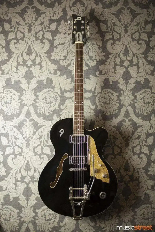 USED - Duesenberg Carl Carlton With Hard Case